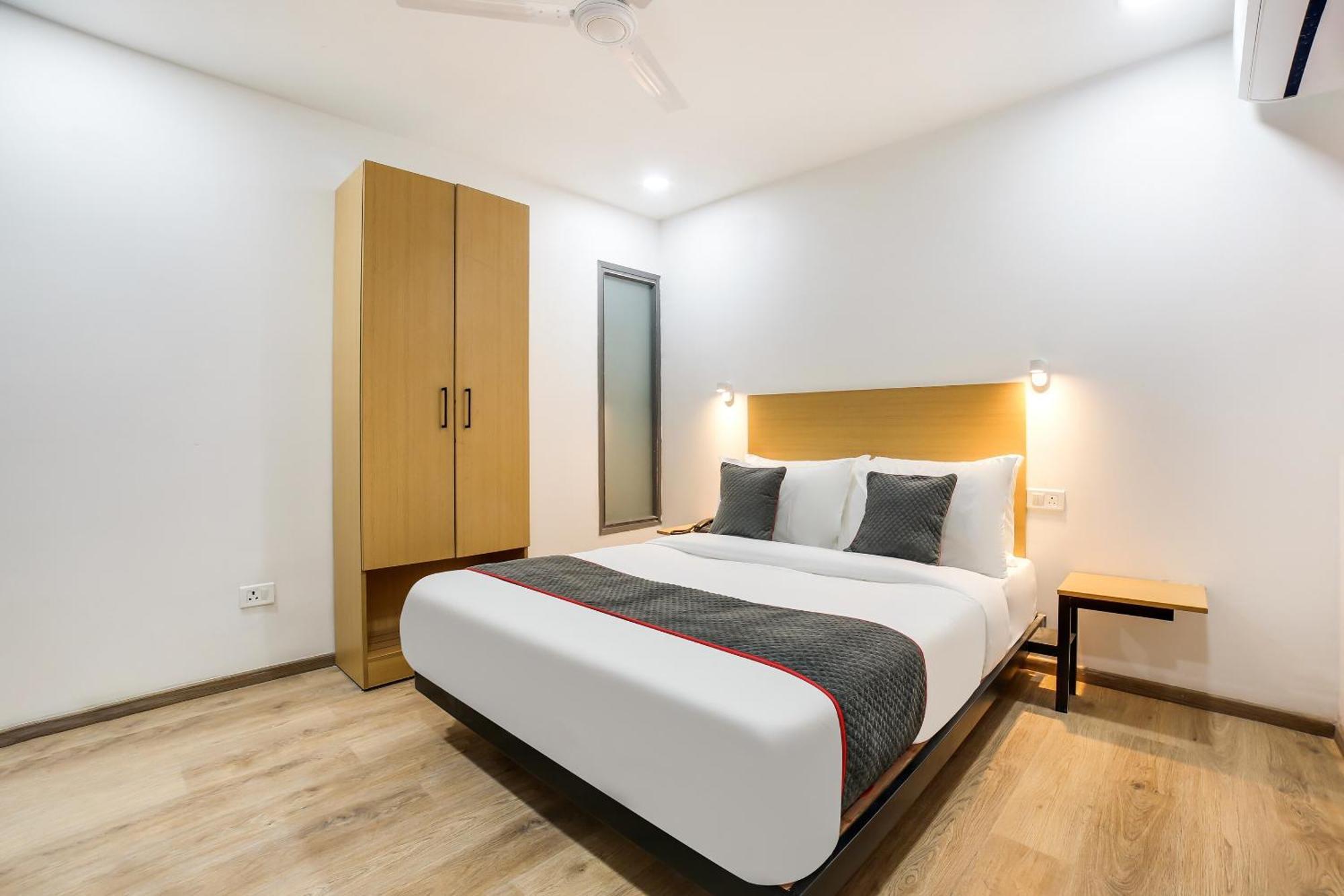 Collection O Ajanta Hotel New Delhi Exterior photo
